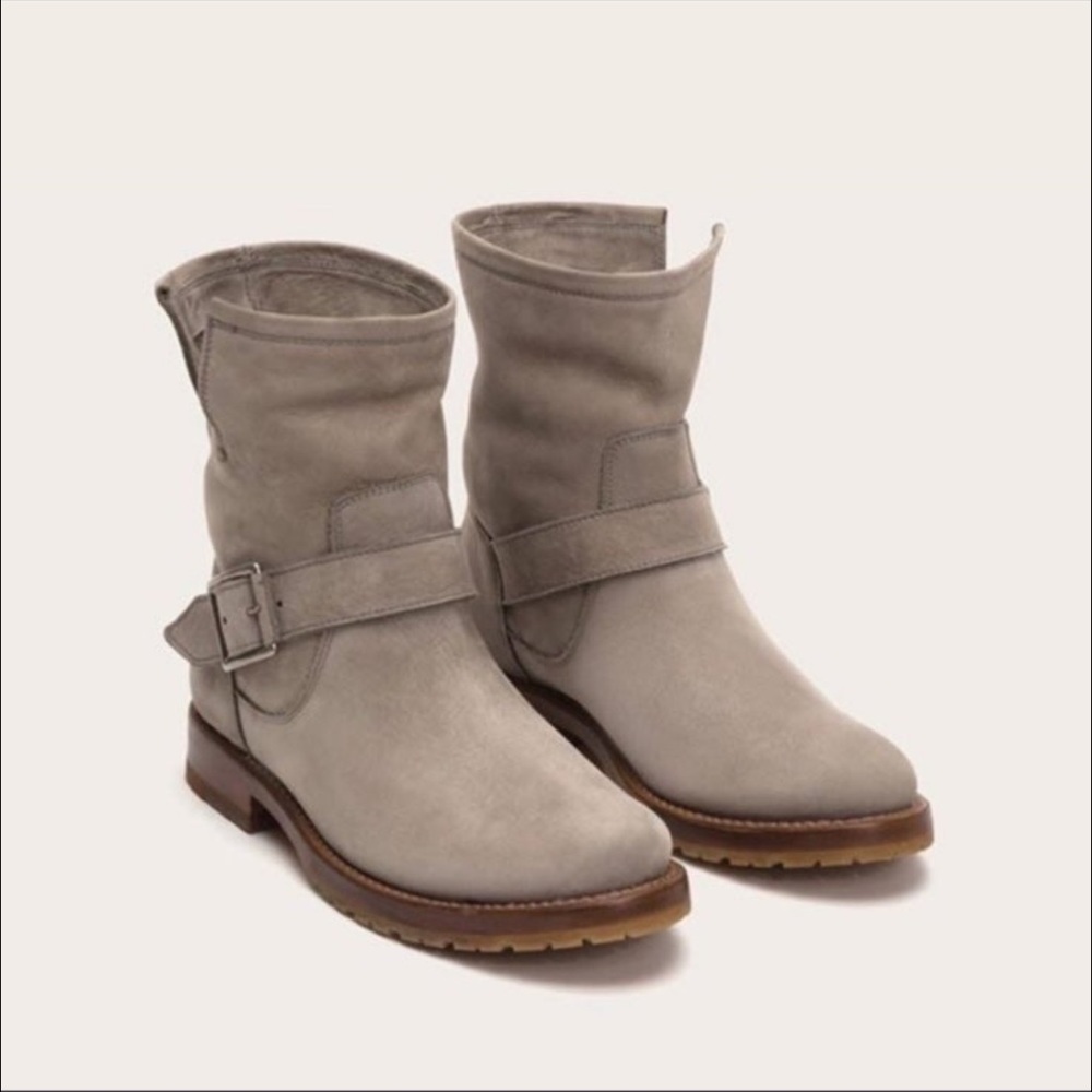 ‼️SOLD‼️‼️Frye and Co Boots gray
